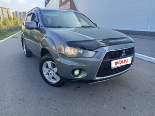 2010 Mitsubishi Outlander II Рестайлинг, серый, 710000 рублей, вид 2
