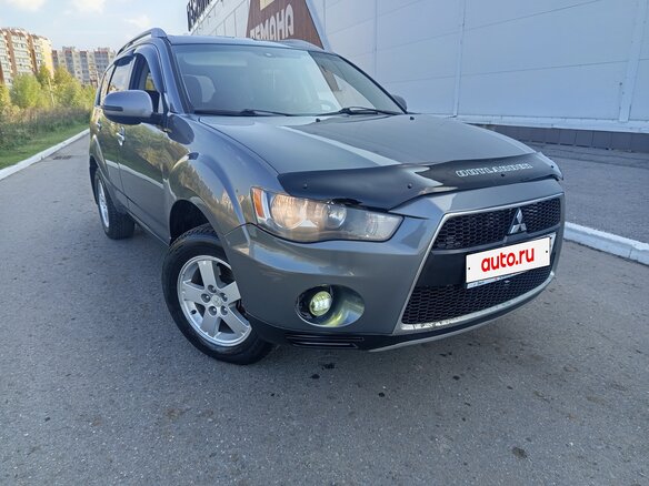 2010 Mitsubishi Outlander II Рестайлинг, серый - вид 1