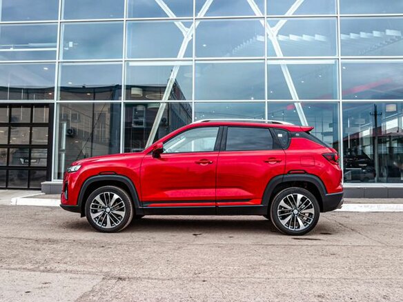 2024 Changan CS35 Plus I Рестайлинг, красный - вид 6