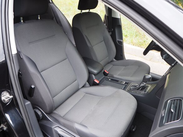 2013 Volkswagen Golf VII, чёрный, 1050000 рублей - вид 12