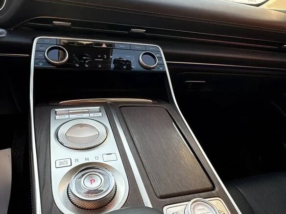 2021 Genesis GV80 I, чёрный, 4200000 рублей - вид 11