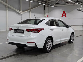 2017 Hyundai Solaris II, белый, 1190000 рублей, вид 5