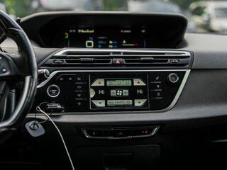 2014 Citroen C4 Picasso II, красный, 740000 рублей, вид 5