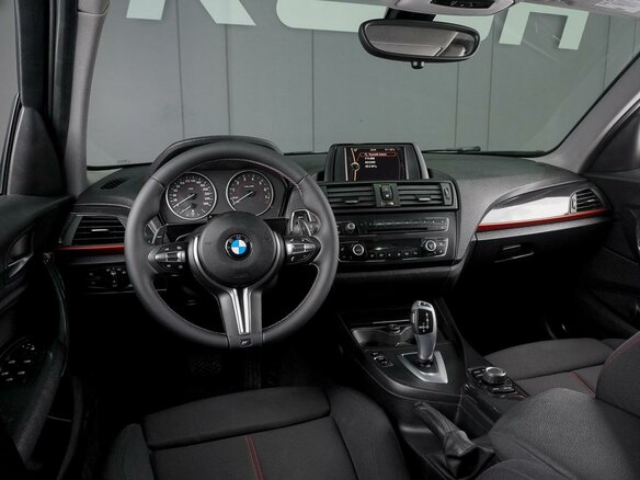 2011 BMW 1 серии 118i II (F20/F21), серый, 1219000 рублей - вид 5