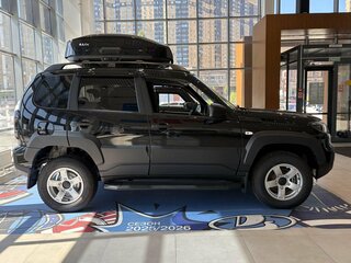 2026 Lada (ВАЗ) Niva Travel I Рестайлинг, чёрный, 1404810 рублей, вид 4