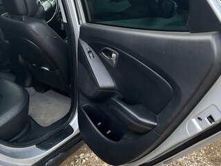 2014 Hyundai ix35 I Рестайлинг, серебристый, 1100000 рублей, вид 4