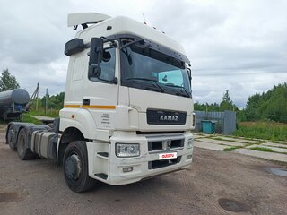 2021 КамАЗ 65209, белый, 3700000 рублей, вид 4