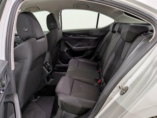 2021 Skoda Octavia IV (A8), белый, 2100000 рублей, вид 3