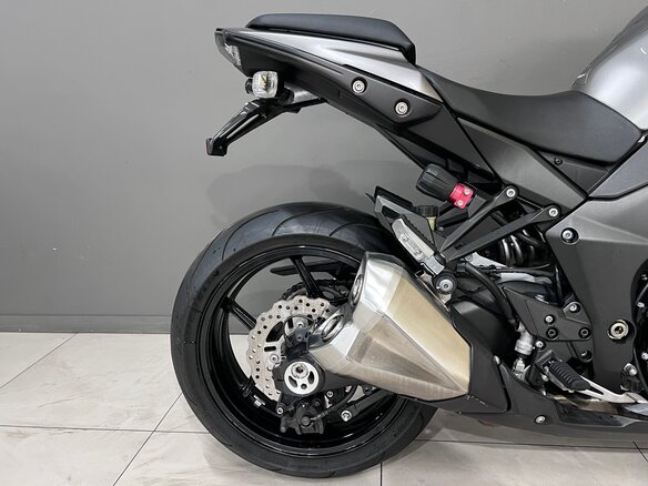 2014 Kawasaki Ninja 1000, серый, 630000 рублей - вид 17
