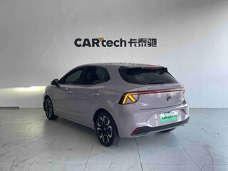 2025 MG 4 EV 53.95 kWh II, серебристый, 1790000 рублей, вид 5