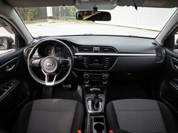 2018 Kia Rio X-Line IV, серый, 1399000 рублей - вид 12