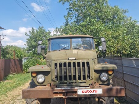 1992 Урал 4320, зелёный, 1100000 рублей, вид 5