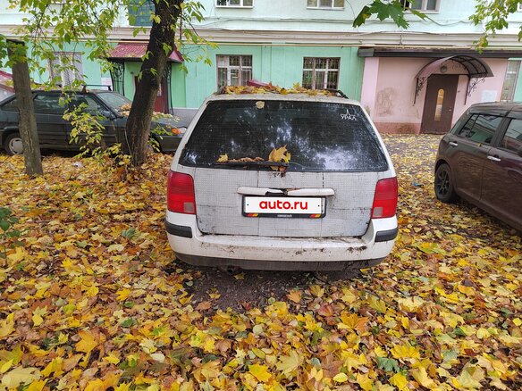 1999 Volkswagen Passat B5, белый - вид 2