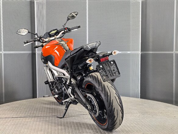 2014 Yamaha MT-09 (FZ-09), оранжевый, 727000 рублей - вид 6