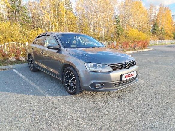 2012 Volkswagen Jetta VI, серый, 1000000 рублей - вид 3