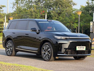 2025 GAC Trumpchi S9, чёрный, 4820000 рублей, вид 3