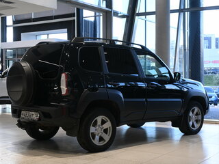 2023 Lada (ВАЗ) Niva Travel I, зелёный, 950000 рублей, вид 5