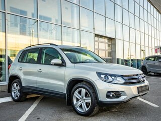 2013 Volkswagen Tiguan I Рестайлинг, серебристый, 1548000 рублей, вид 1