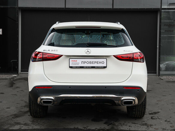 2020 Mercedes-Benz GLA 250 II (H247), белый, 3470000 рублей - вид 4