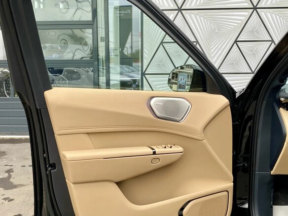 2026 Lynk & Co 900, чёрный, 9150000 рублей - вид 17
