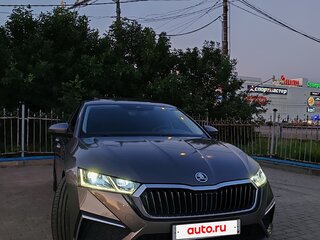 2021 Skoda Octavia IV (A8), серый, 3000000 рублей, вид 1