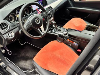 2012 Mercedes-Benz C-Класс 180 BlueEFFICIENCY III (W204) Рестайлинг, чёрный, 1600000 рублей, вид 5