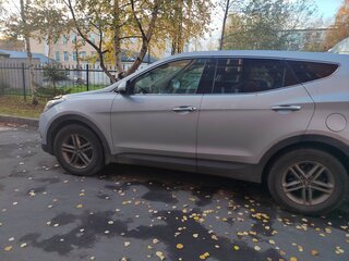 2017 Hyundai Santa Fe III Рестайлинг, серебристый, 2350000 рублей, вид 3