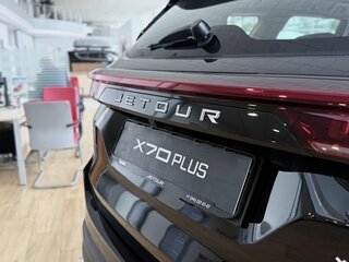 2026 Jetour X70+ I, чёрный, 3099000 рублей, вид 2