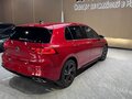 2023 Volkswagen Golf VIII, красный, 1740000 рублей - вид 5