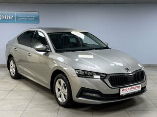 2021 Skoda Octavia IV (A8), бежевый, 2300000 рублей, вид 3