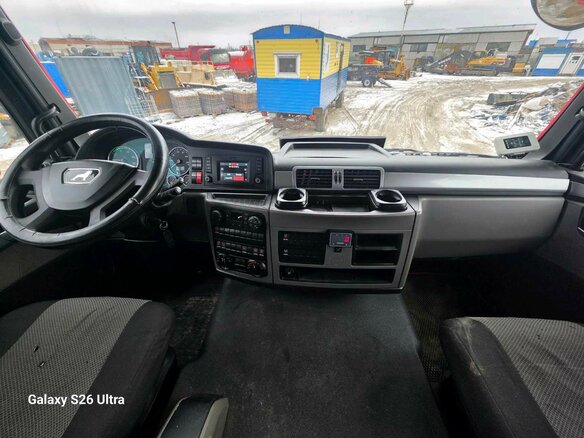 2020 MAN TGS, красный, 7000000 рублей - вид 4