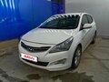 2016 Hyundai Solaris I Рестайлинг, белый, 700000 рублей - вид 2