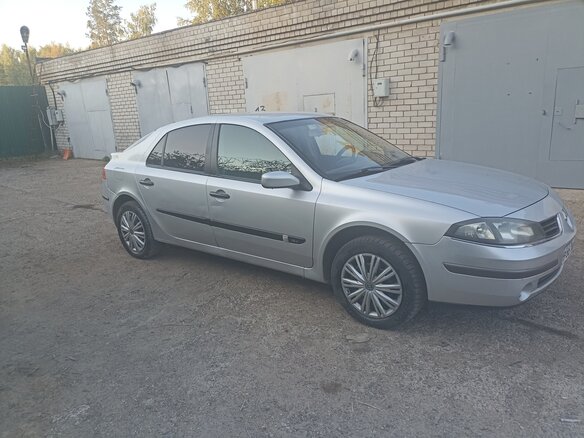 2006 Renault Laguna II Рестайлинг, серый, 250000 рублей - вид 1
