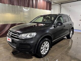 2012 Volkswagen Touareg II, чёрный, 1800000 рублей, вид 1
