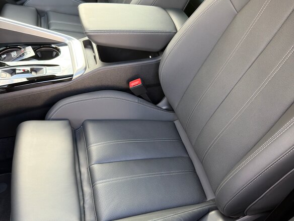 2026 Audi Q5 40 TDI III (GU), чёрный, 8590000 рублей - вид 9
