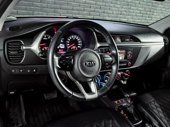 2021 Kia Rio IV Рестайлинг, белый, 1780000 рублей - вид 11