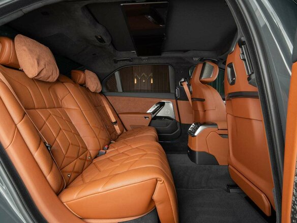 2026 BMW 7 серии 740 xDrive VII (G70) Рестайлинг, серый, 23990000 рублей - вид 21