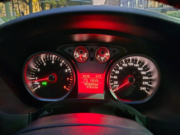 2008 Ford Focus II Рестайлинг, чёрный, 480000 рублей - вид 12