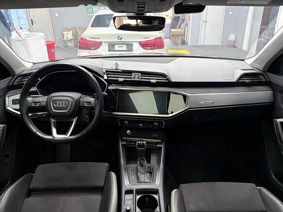 2023 Audi Q3 35 TFSI II (F3), серый, 2040000 рублей - вид 7