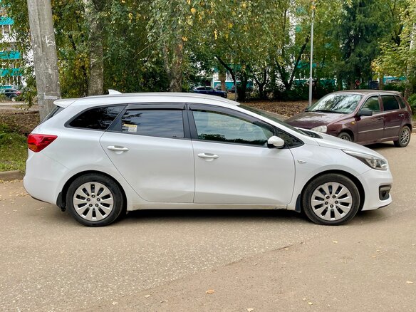 2018 Kia Ceed II Рестайлинг, белый, 1250000 рублей - вид 3
