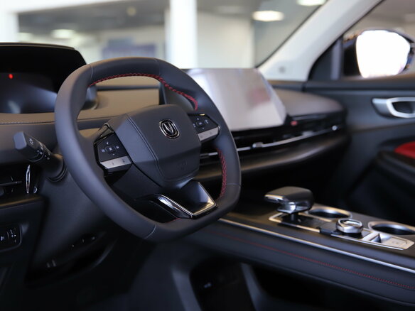 2025 Changan UNI-S I, белый, 3179900 рублей - вид 7