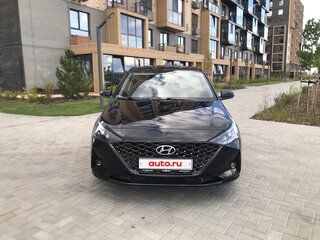 2021 Hyundai Solaris II Рестайлинг, чёрный, 1850000 рублей, вид 2