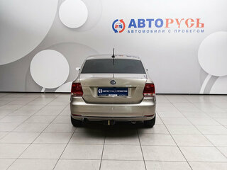 2017 Volkswagen Polo V Рестайлинг, бежевый, 1099000 рублей, вид 4