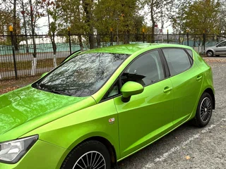 2012 SEAT Ibiza IV Рестайлинг, зелёный, 730000 рублей, вид 1