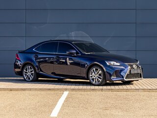 2018 Lexus IS 300 III Рестайлинг, синий, 2595000 рублей, вид 3