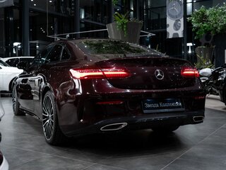 2018 Mercedes-Benz E-Класс 200 V (W213, S213, C238), красный, 3450000 рублей, вид 5
