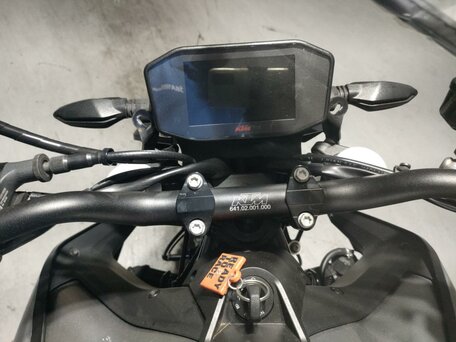 2019 KTM 790 Duke, серый, 677000 рублей, вид 5