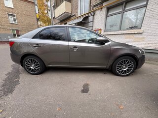 2012 Kia Cerato 6-speed II, серый, 1400000 рублей, вид 2