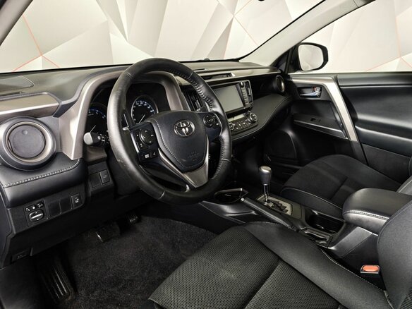2018 Toyota RAV4 IV (XA40) Рестайлинг, красный, 1989000 рублей - вид 17