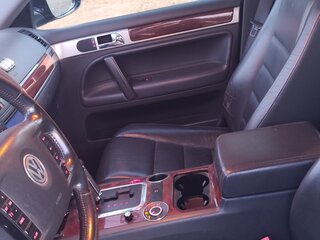 2007 Volkswagen Touareg I Рестайлинг, чёрный, 820000 рублей, вид 5